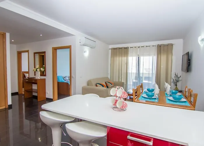 Turisticos Rocha Tower - Mi * Portimão