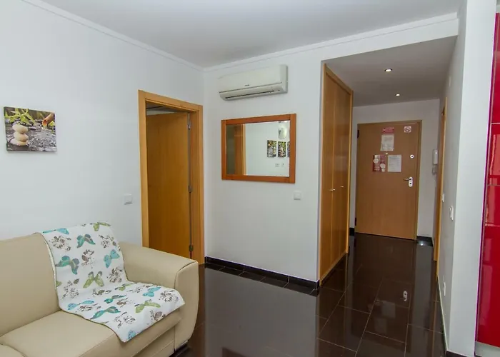 Turisticos Rocha Tower - Mi Portimão