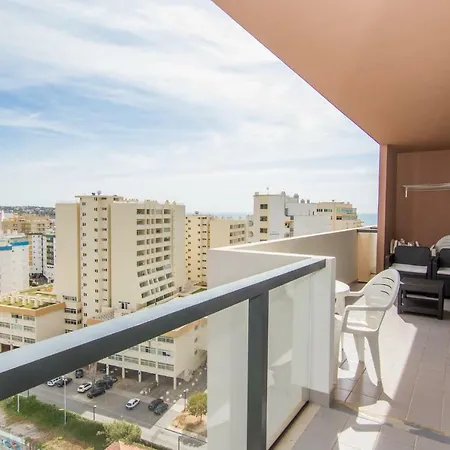 Апартаменти Turisticos Rocha Tower - Mi